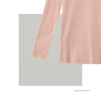 Langærmet OEKO-TEX® bomuldsbluse i blid rosa – close up ærme - Et Sanset Univers