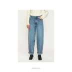 Caja Jeans Light Denim Blue Denim - økologisk bomuld - GOTS - set forfra - i Et Sanset Univers