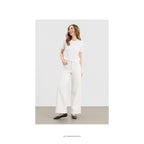 Carol Loose - Medium Length - White Denim jeans - OEKO-TEX økologisk bomuld - set forfra - et sanset univers