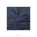 Charlotte Regular - Medium Længde - Midnatsblå - navy blue - OEKO-TEX økologisk bomuld - set close up linning og baglommer, samt bukseben - et sanset univers