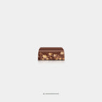Simply® Crispy Carrie BAR en bid  mælkechokolade med knasende karamel og havsalt, produceret i Danmark