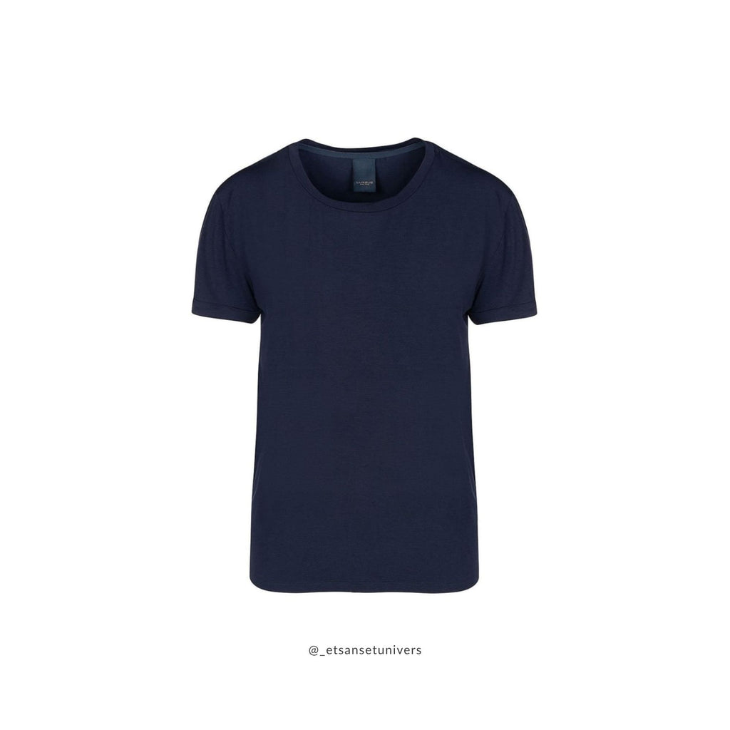Karin Soft Bamboo T-shirt - Midnatsblå - soft bamboo - set forfra - et sanset univers