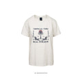 Troti t-shirt i lysgrå meleret – retro box-fit t-shirt med kattedyr og palmeprint, vist forfra - Et Sanset Univers